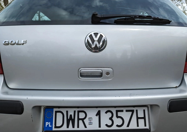 Volkswagen Golf cena 5500 przebieg: 206370, rok produkcji 2002 z Wrocław małe 211